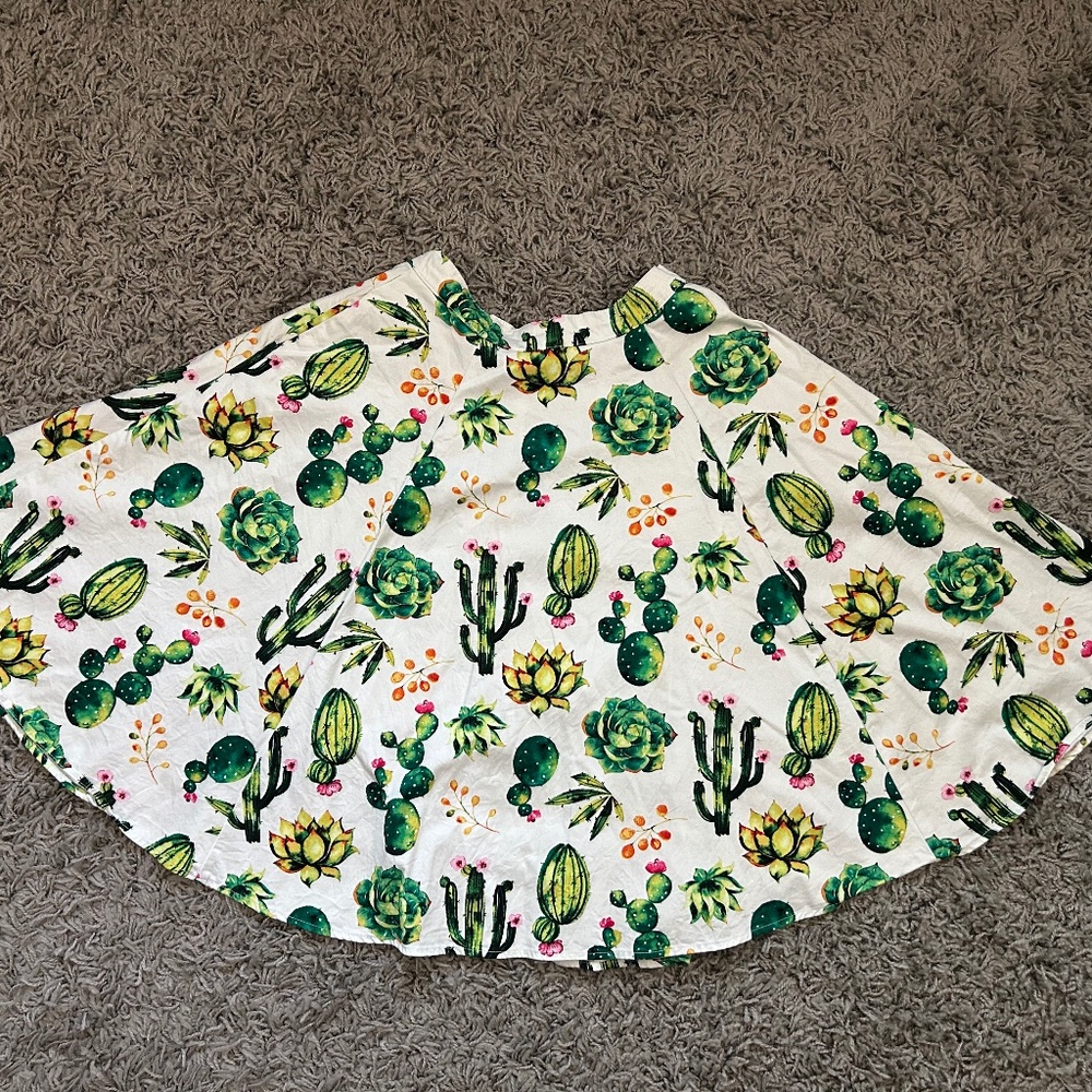 Retro White Cactus Print Skirt